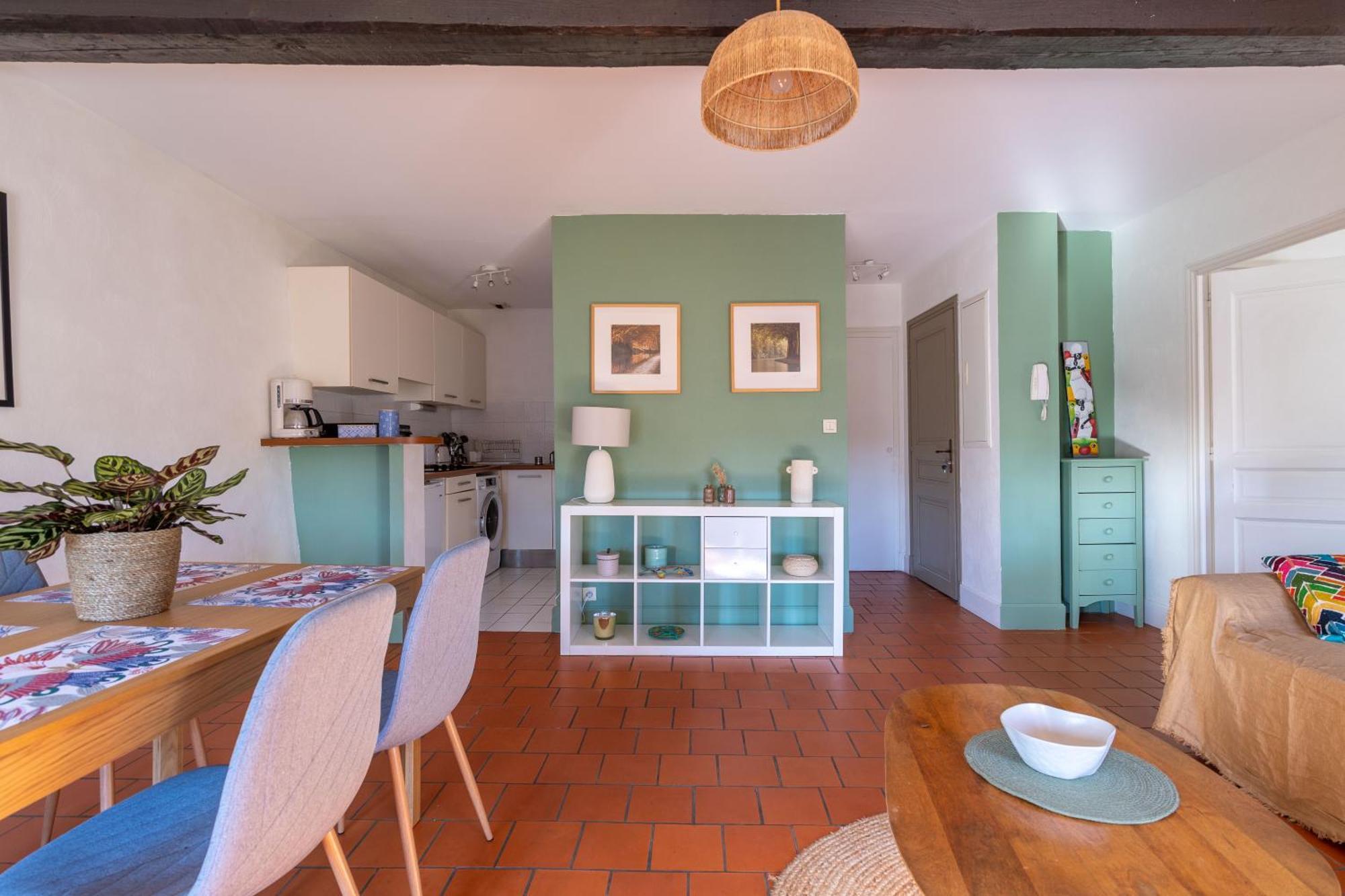 Bel Appartement Avec Cour Au Coeur De La Bastide Carcassonne Exterior foto